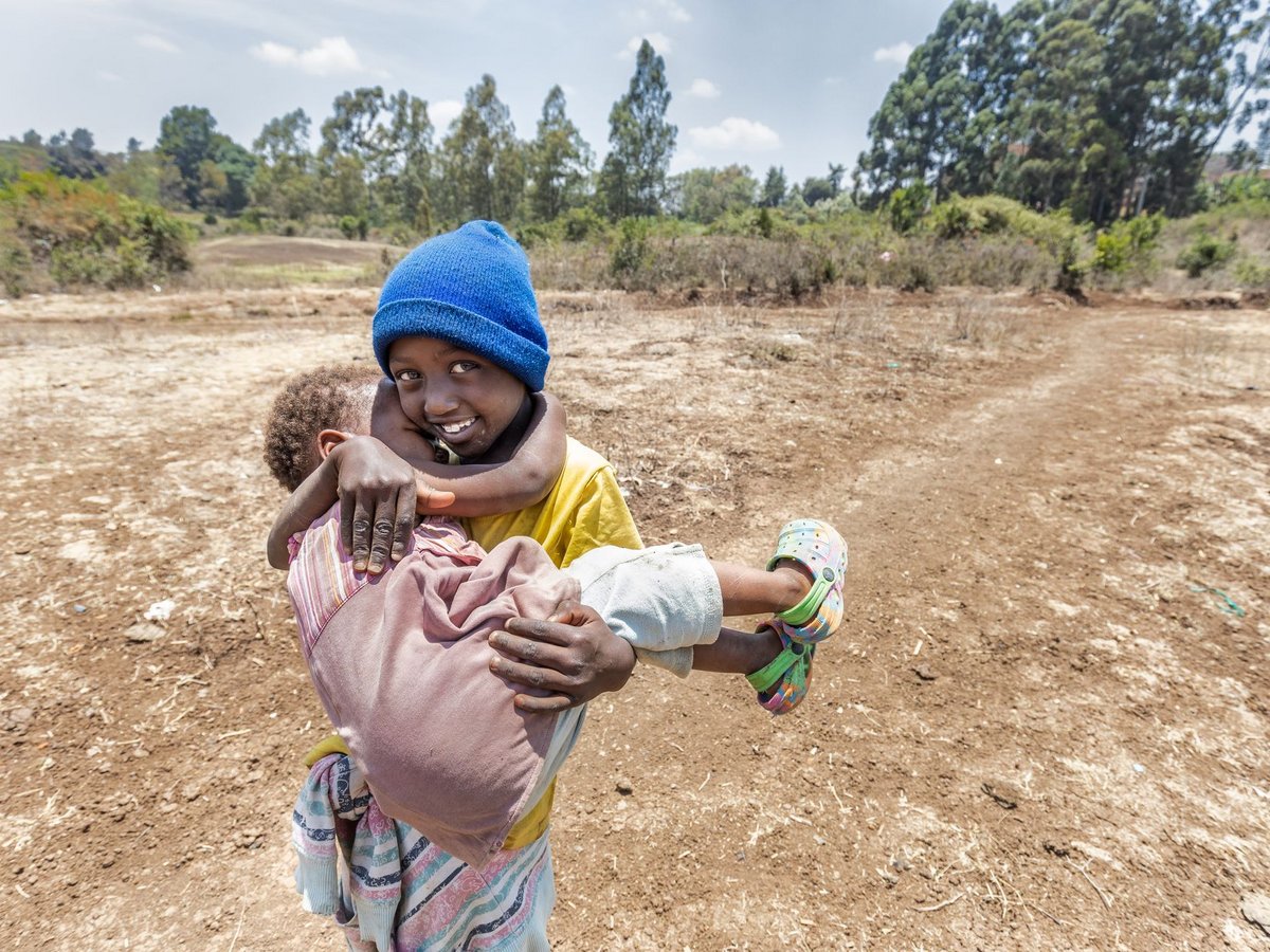 Straßenkinder in Kenia.