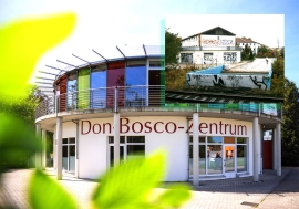 Das Gebäude der Manege gGmbH als zweistöckiges Gebäude und als heutiger Rundbau.