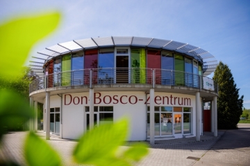 Bild des Don Bosco Zentrums in Berlin.jpg