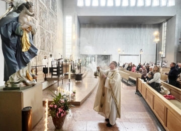 Festgottesdienst zum Maria-Hilf-Fest 2025 in München