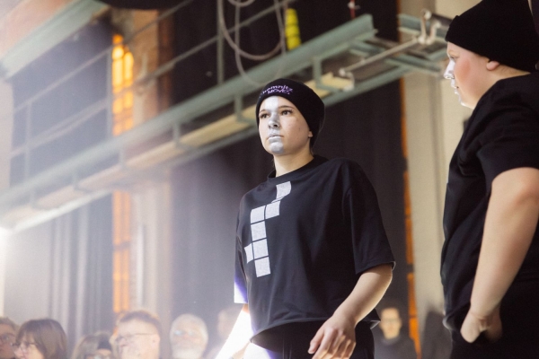 Chemnitz MOVES_Jugendliche von Don Bosco Sachsen bei der Show_Copyright Jakob Anders.jpg