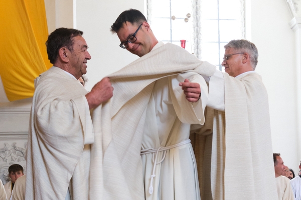 Priesterweihe von Josua Schwab SDB