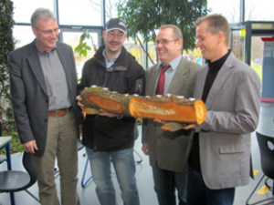 10 Jahre Jugendarbeit der Villa Lampe im Jugendzentrum Leinefelde 10 Jahre Jugendarbeit der Villa Lampe im Jugendzentrum Leinefelde