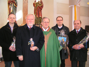 Verabschiedung von Kirchenpfleger Lindenberger und Vorstellung des neuen Kirchenpflegers Stirnweiß in der Pfarrei Don Bosco Forchheim Verabschiedung von Kirchenpfleger Lindenberger und Vorstellung des neuen Kirchenpflegers Stirnweiß in der Pfarrei Don Bosco Forchheim
