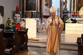 Bischof Voderholzer predigt beim Gottesdienst zum Don Bosco Fest im Kloster Ensdorf