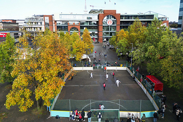 Das Team des Don Bosco Jugendwerk Nürnberg (1.FC Don) nahm an der Deutschen Meisterschaft im Straßenfußball teil.